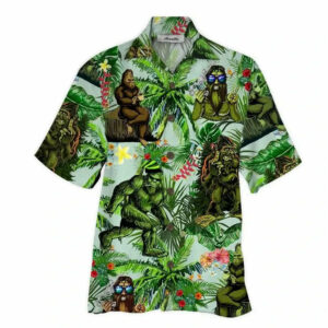 Bigfoot Hawaiian V Graphic Print Short Sleeve Hawaiian Shirt  - Thelegend59