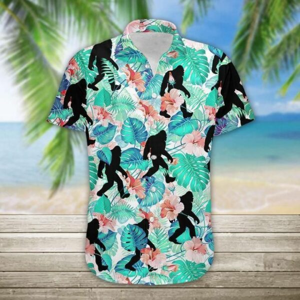 Bigfoot Tropical Hawaiian Graphic Print Short Sleeve  - Thelegend59
